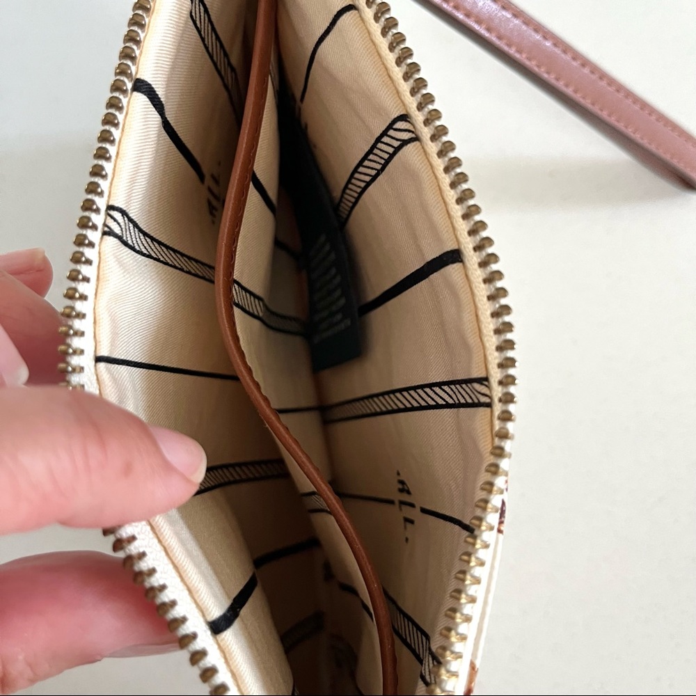 Ralph Lauren Caldwell Belting Wristlet - Picture 7 of 14